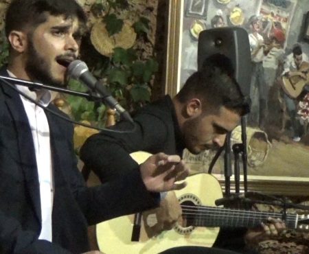 Tientos y tangos de Eduardo López y Antonio de Quero a la guitarra
